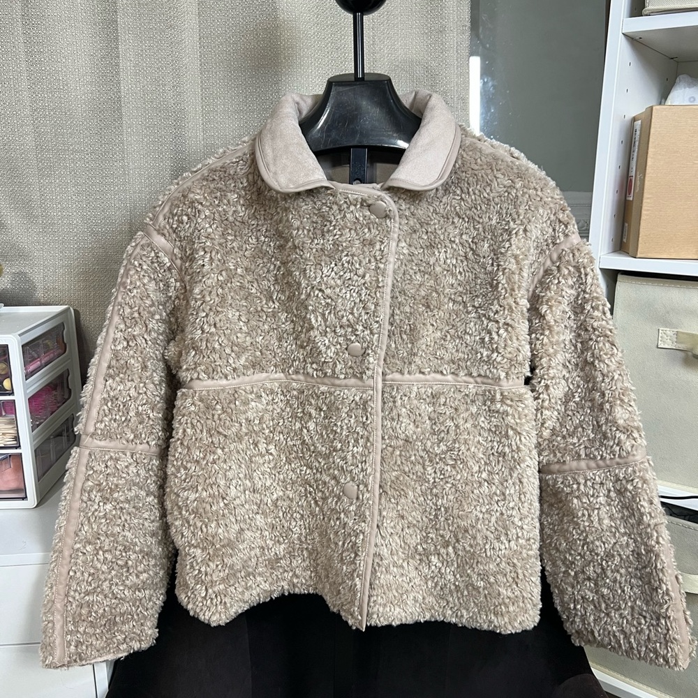 Cozy ANA Tan Sherpa Jacket